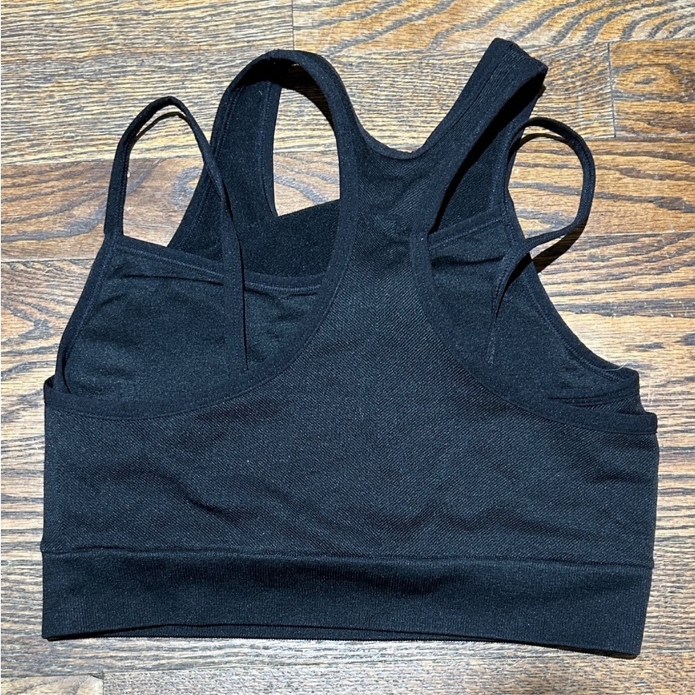 Elegant Black Women's Sports Bra - Picture 2 of 4